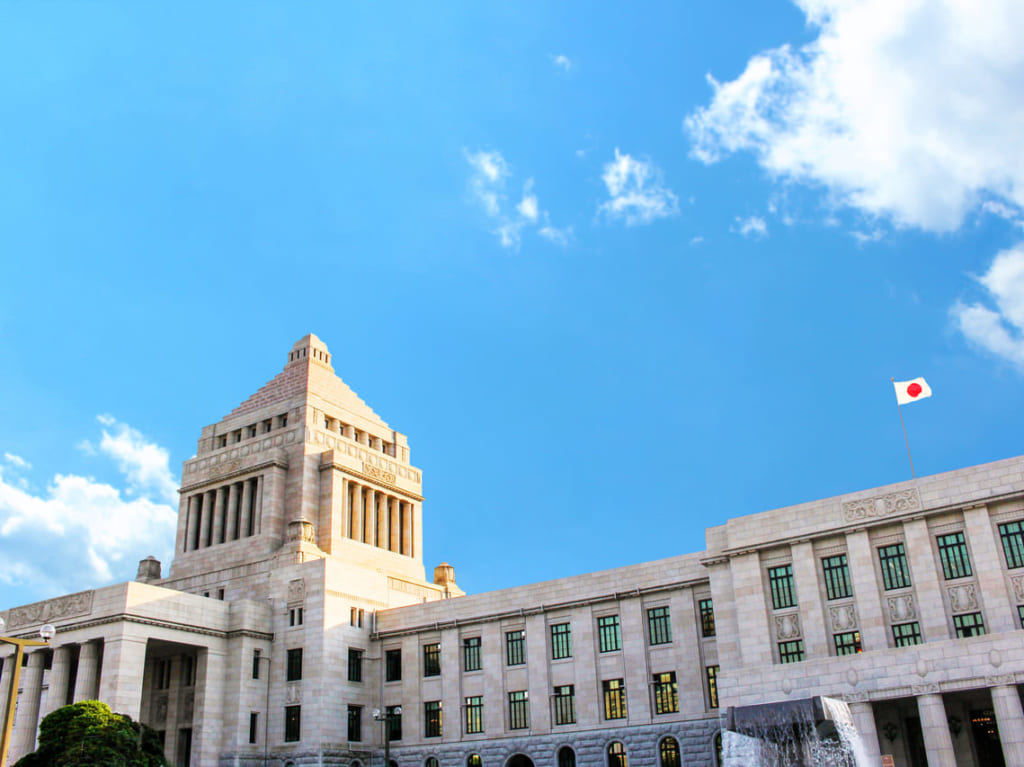 国会議事堂と青空ーac