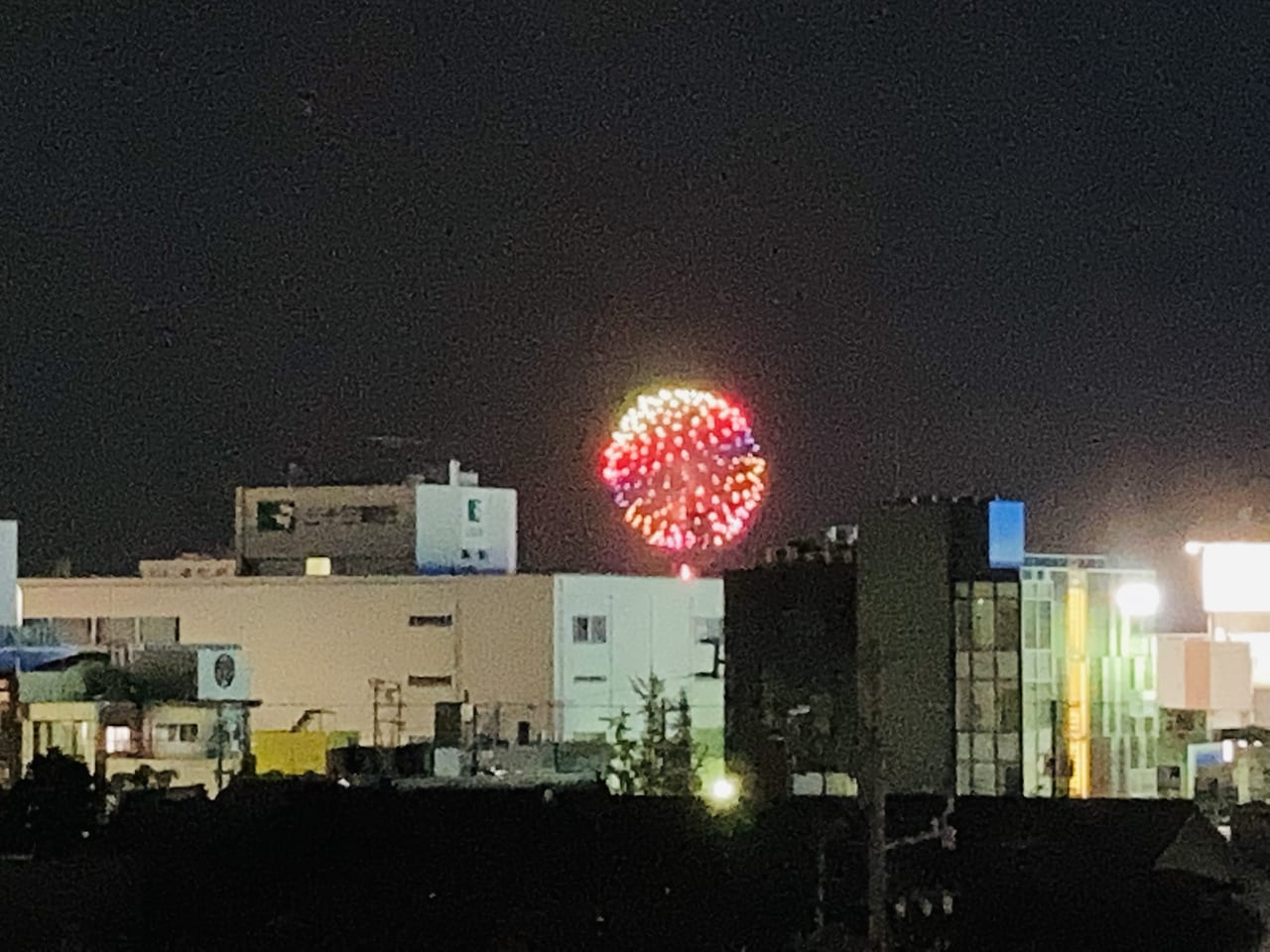 松阪市 三谷うなぎ屋 のサプライズ花火があがりました 次は うなぎで感謝フェアを開催中ですよ 号外net 松阪市