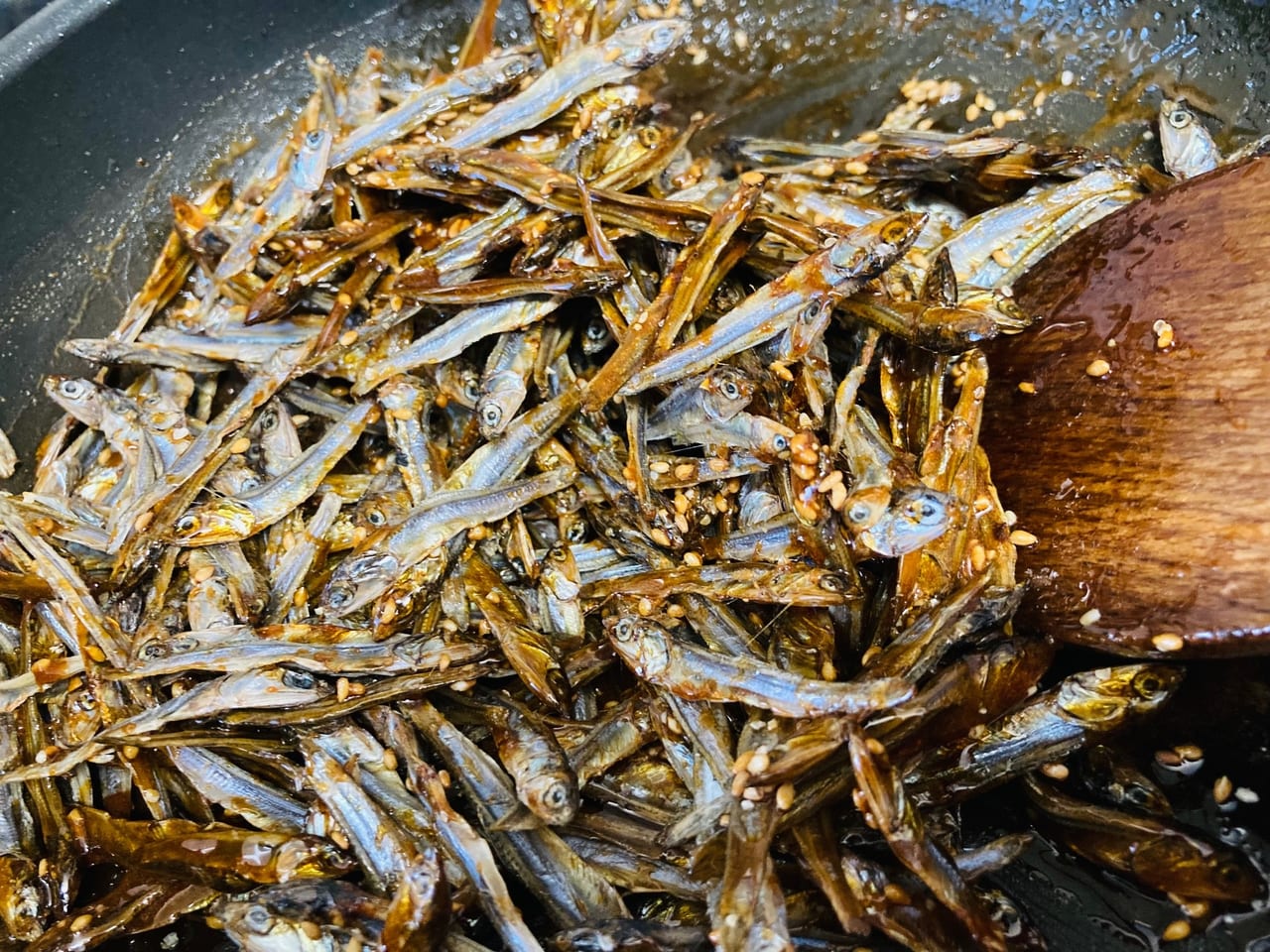 松阪市 専門店 魚斎商店 で田作りを購入 おせちの 田作り を自宅で作ってみました 号外net 松阪市