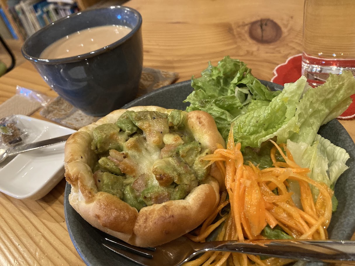 ピースカフェのパンセット