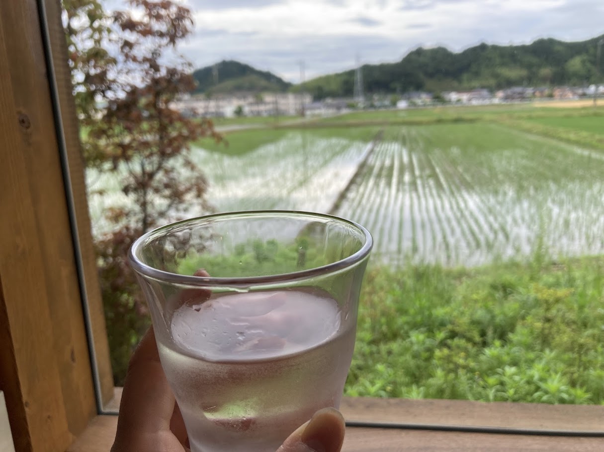 トラストカフェ水