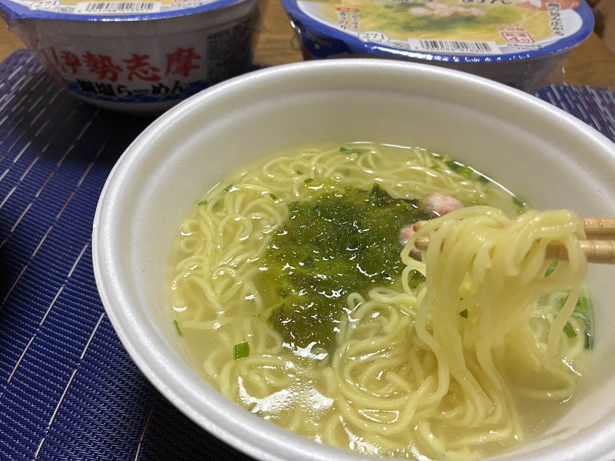 伊勢志摩鯛塩らーめんの麺