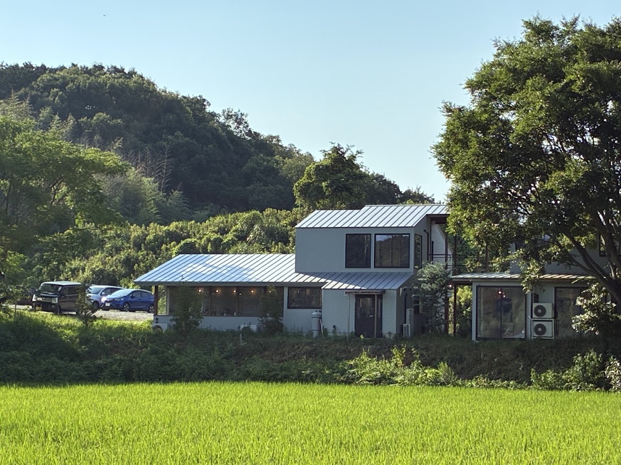 トルエの建物外観