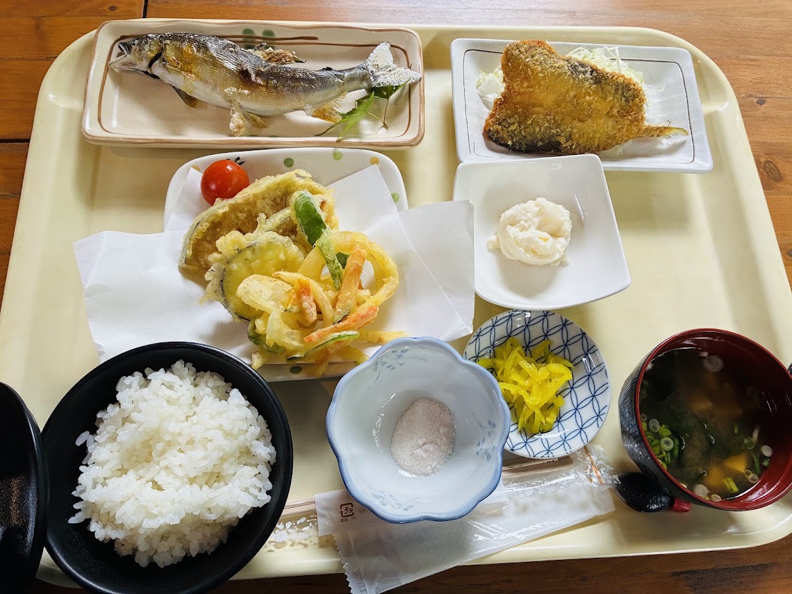 清流茶屋の定食